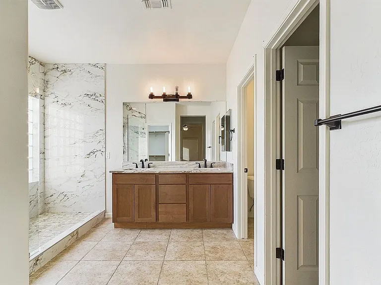 2209 W Red Range Way — Photo 16