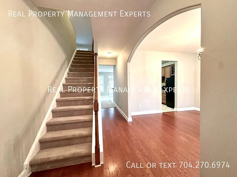 9824 Coatbridge Dr — Photo 21