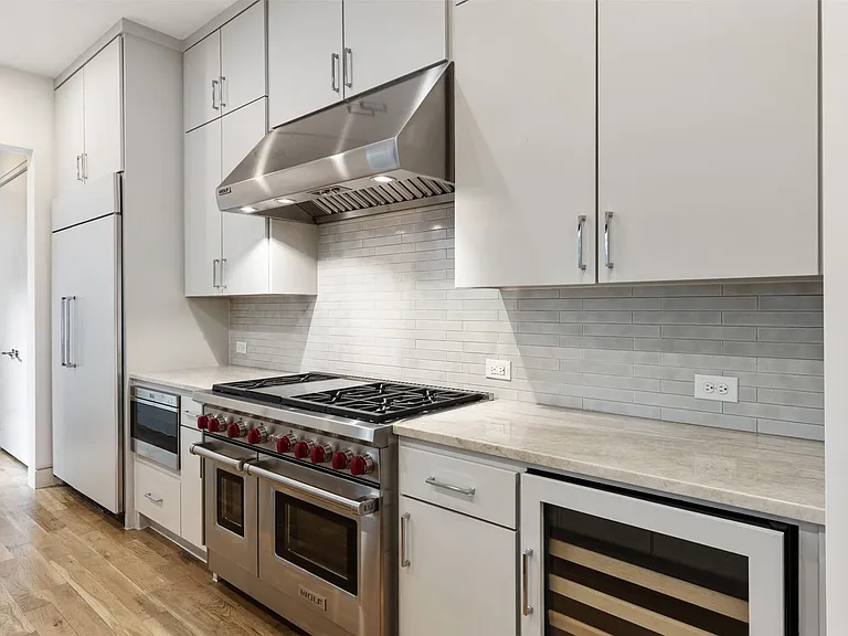 3526 Asbury St — Photo 12