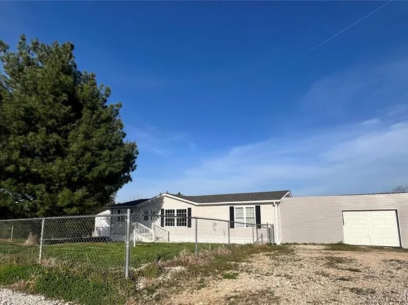 22188 Windy Ridge Ln, Warrenton, MO 63383