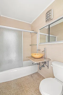 Rented by Corcoran | media 16