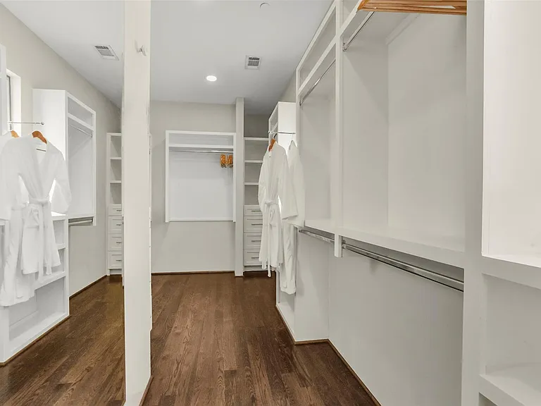 1520 Malone St — Photo 27