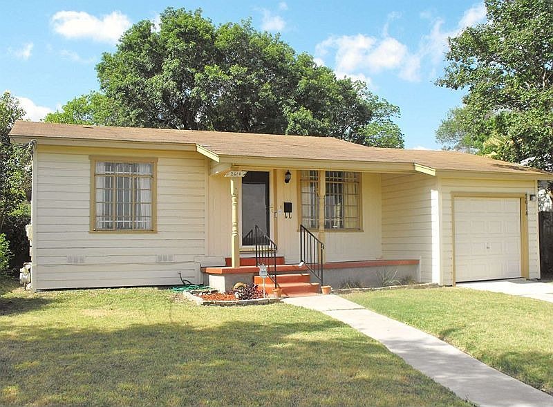 1st image of 2614 W Ashby Pl