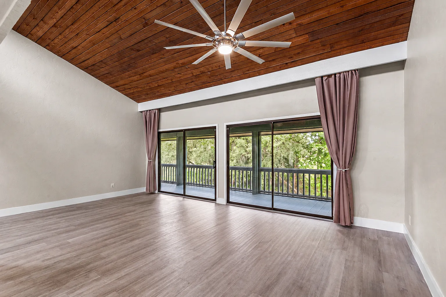 4187 Abbey Ct — Photo 4