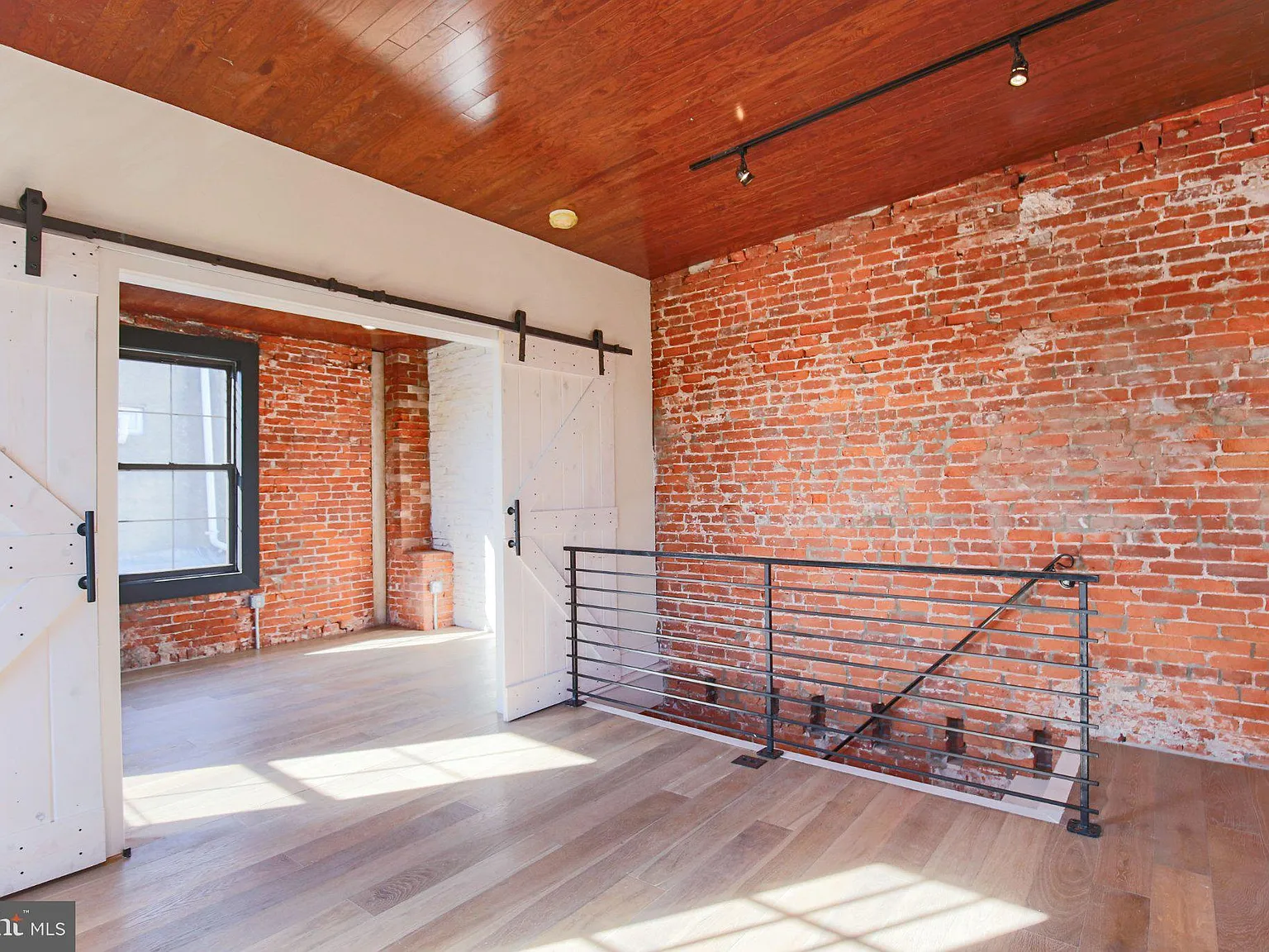 1 bed, 1.0 bath, 400 sqft, $1,525 — Photo 4
