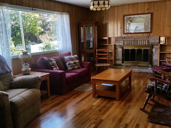 40 Meadowbrook Rd Danbury, CT