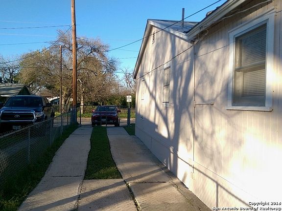 5th image of 122 King Ave