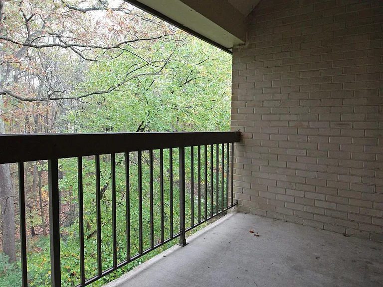 1662 Parkcrest Cir #400 — Photo 23