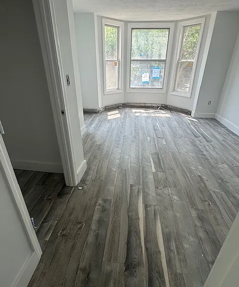 252 E Eagle St #1 — Photo 4