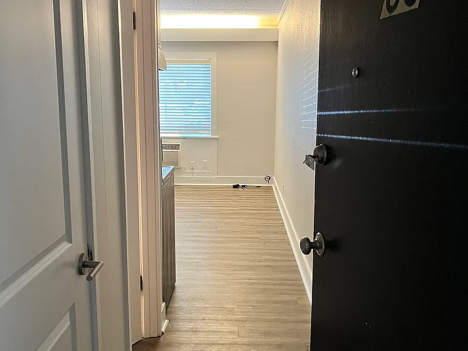 101 Woodhaven Dr