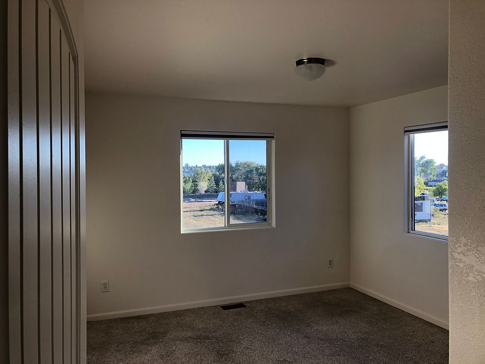 3 bedrooms