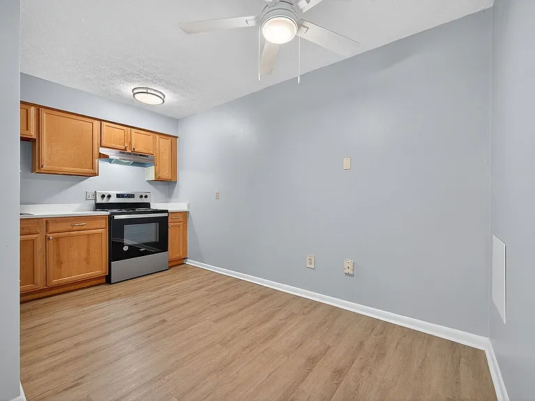 2419 Ohio Ave #L — Photo 4
