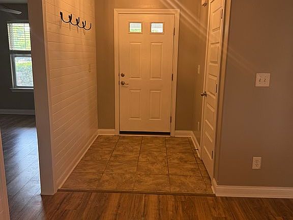 Entry way