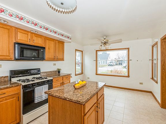 5th image of 9246 S 49th Ct