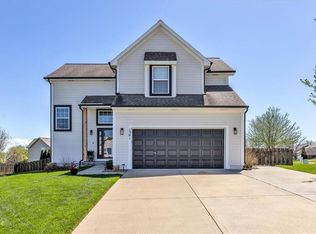 1301 S 6th St, Louisburg, KS 66053