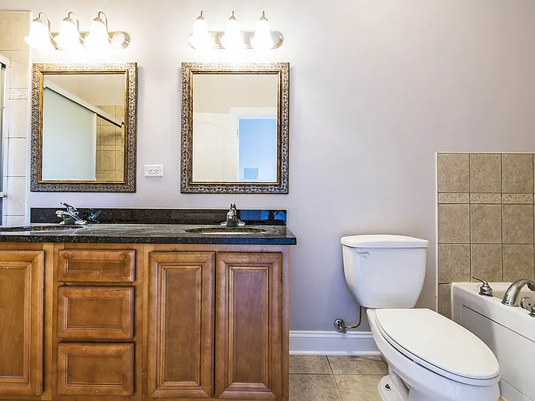 3601 W 53rd St — Photo 5