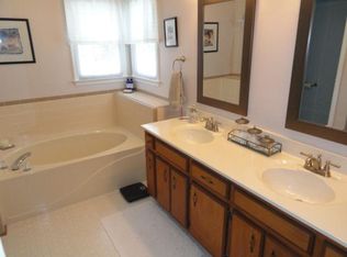 110 Church Rd, Newport News, VA 23606