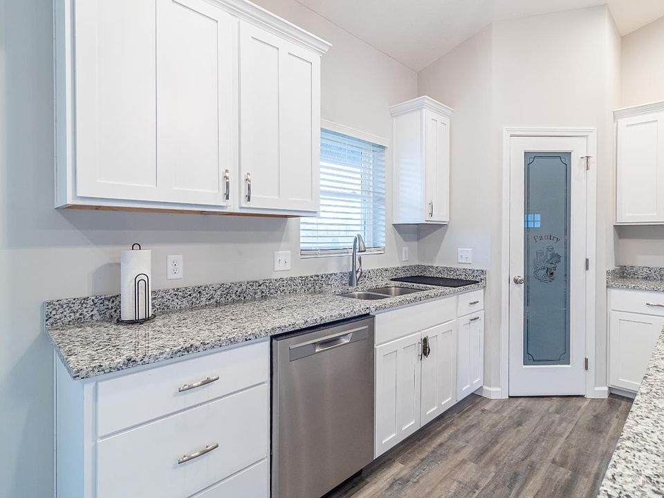 28th image of this home