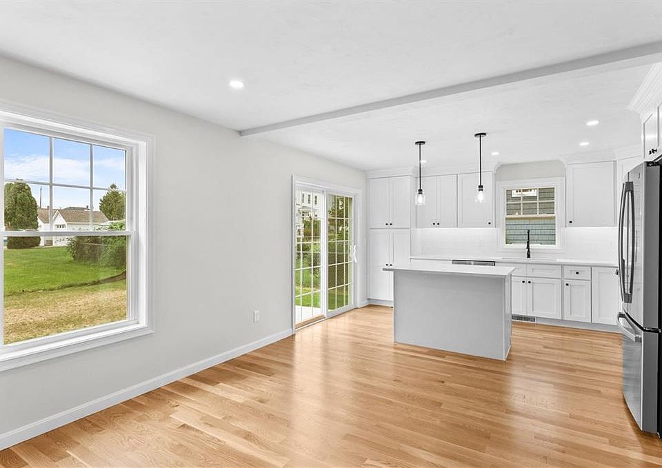 1st image of 9 Kinsman St