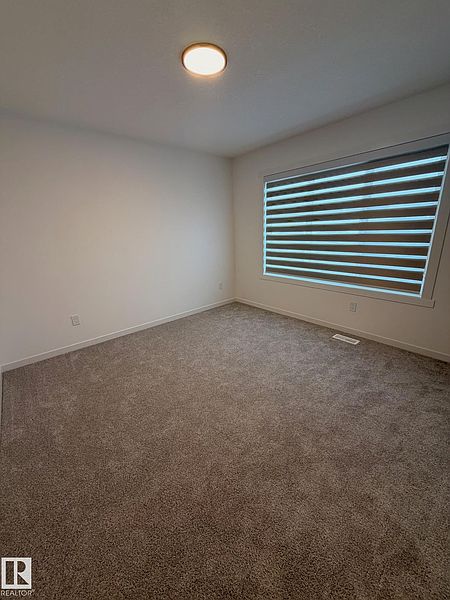 Edmonton Townhouse for rent - 3 Bedrooms — photo 14