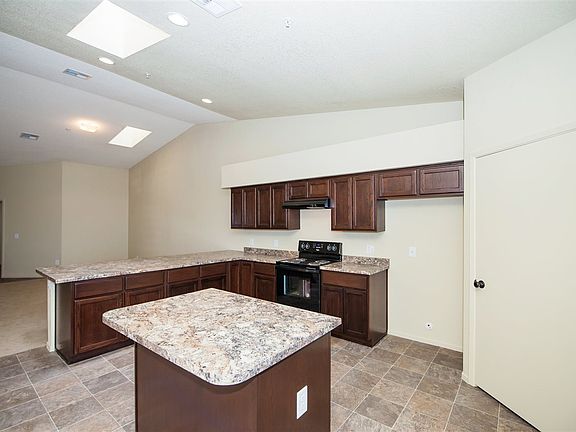 4th image of 3940 S Brianna Dr