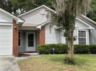 17 Barnacle Ct, Savannah, GA 31410