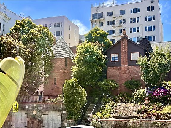5th image of 1750 Vallejo St Penthouse B