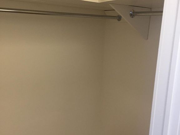 3rd image of 10915 37th Ave APT 6C
