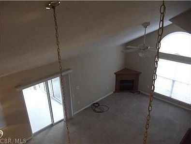 5th image of 6842 Silver Rock Dr