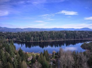 18415 W Spring Lake Dr SE, Renton, WA 98058