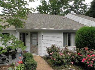 3520 Heathrow Dr, Winston Salem, NC 27127
