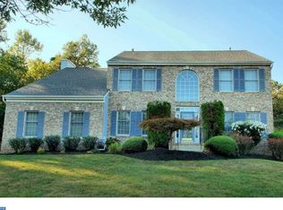 10 Cornflower Dr, Robbinsville, NJ 08691