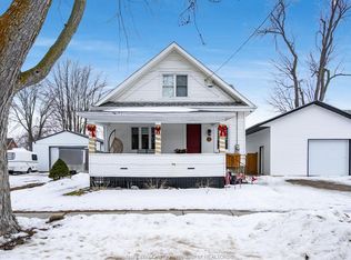 33 Fort St, Chatham Kent, ON N0P 2L0