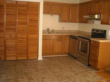 3rd image of 436 Beals Ln