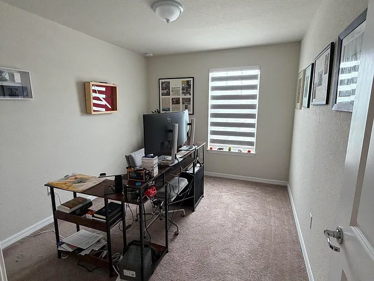 2933 Olivia Ave — Photo 23