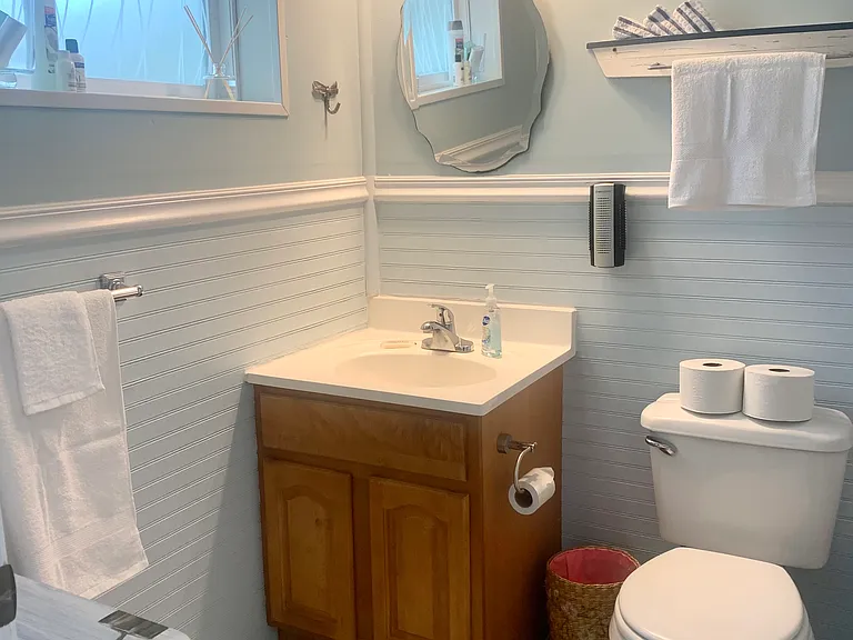 225 Randolph Ave — Photo 10