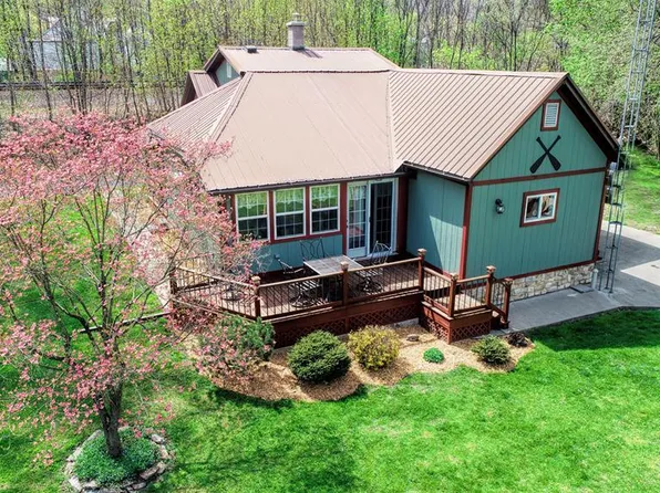 111 Railroad St, Mapleton Depot, PA 17052