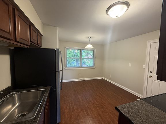 5th image of 1420 S 14th St APT C