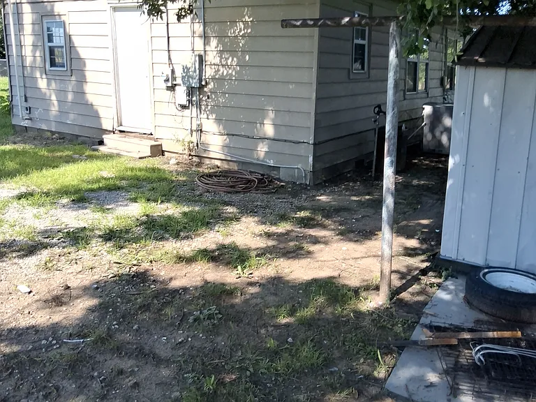 534 S Bucy Ave — Photo 6