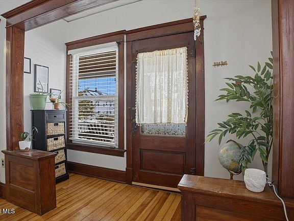 4th image of 5 Morgan Terrace