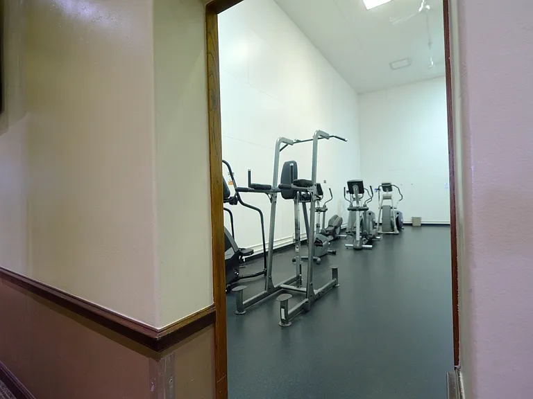 1317 N Palmsprings Dr — Photo 26