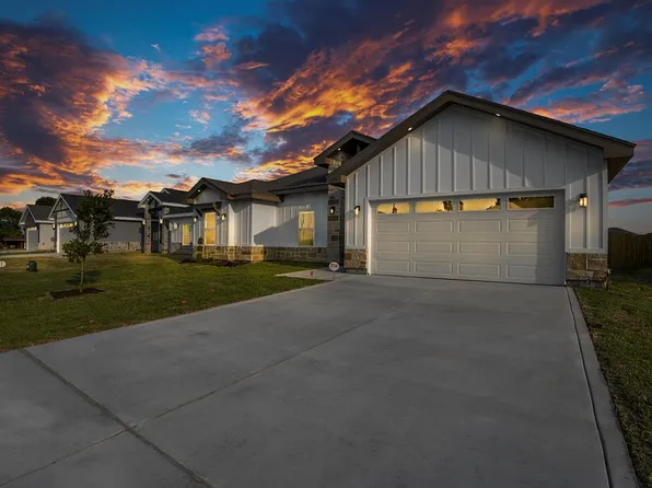 107 Brooks Cir, La Feria, TX 78559