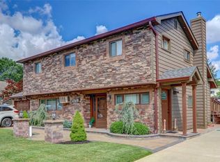 35 Douglass St, Brentwood, NY 11717