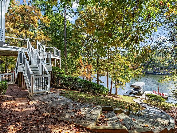 5th image of 1190 Cosby Cir