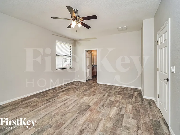 1829 SW California Blvd — Photo 8
