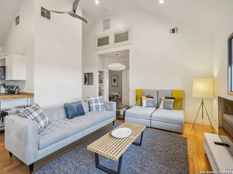 227 Claudia St #3 — Photo 3