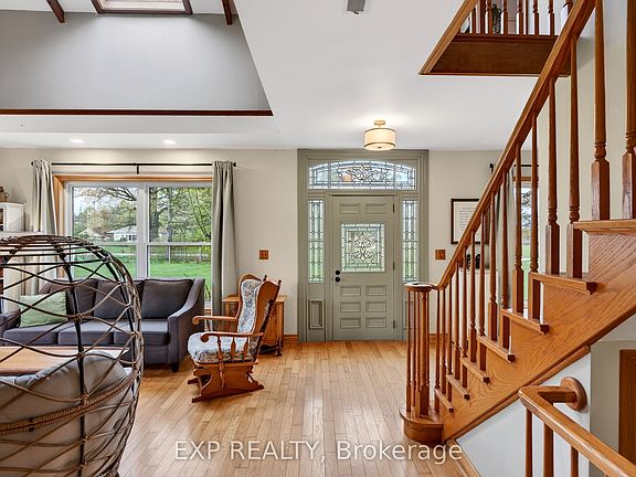 4th image of 2266 Pettit Rd