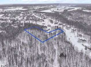 1208 S Ridge Ct, Traverse City, MI 49696