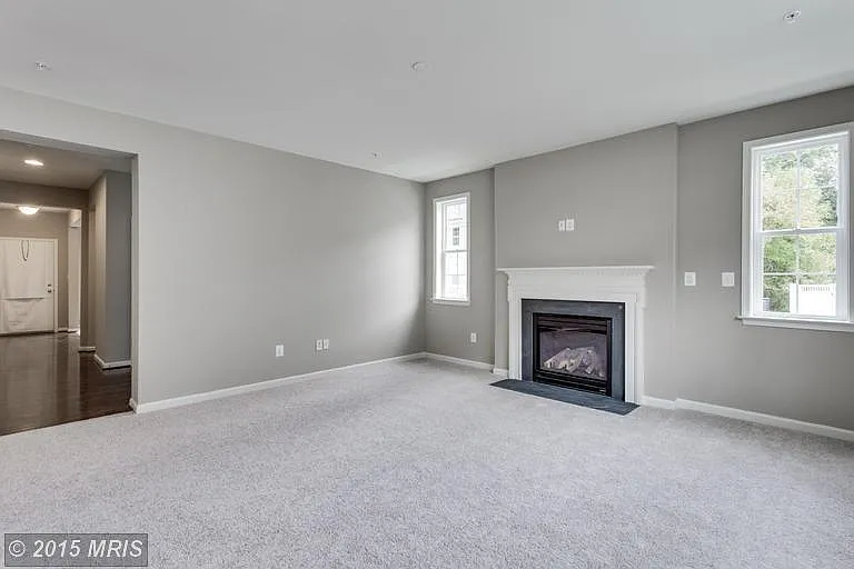 408 Saint Martins Ln — Photo 8