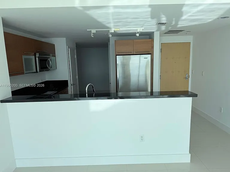 244 Biscayne Blvd #3803 — Photo 2